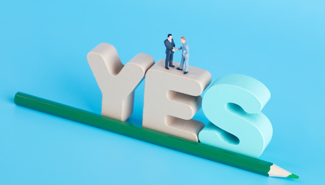 青苗学校与领科教育“联姻”，跨品牌合作能取长补短？