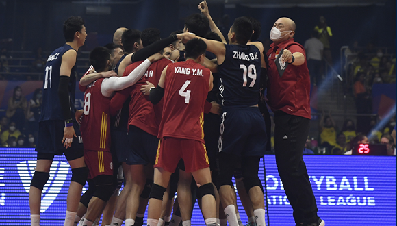 中国男排爆冷横扫世界第一巴西，积分杀入亚洲前三