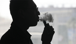 首家！子公司获电子烟专卖生产许可证，但金城医药的合成尼古丁不能在国内销售