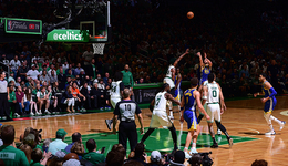 金州勇士夺得NBA总冠军，为队史第七冠