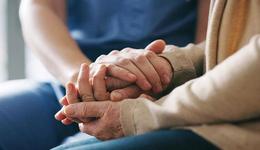 “愛晚系”案入選養(yǎng)老詐騙典型案例：吸收資金132億，主犯被判無期