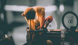 肌先知收割的是“智商税”？起底抖音白牌爆火背后的逻辑