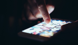 手機(jī)經(jīng)銷商最冷寒冬：十店九虧，這屆年輕人不夠用了