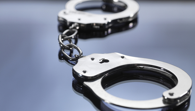 法治面｜“唐山打人案”嫌犯涉嫌多种犯罪，如何定罪量刑？