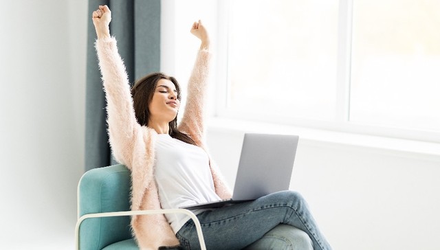 为更好提高生产效率，英国77家公司3300名员工进行为期半年的4天工作制试验