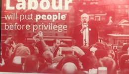 【专访】作家王梆：没有人和人的近距离交往，你永远不知道改变世界的途径在哪