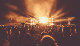 户外音乐节这十年，撬动了哪些经济？