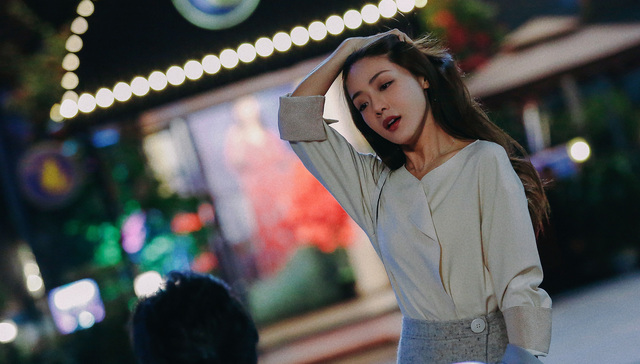 【专访】邓家佳：我戏瘾很重，工作10小时就像一瞬间