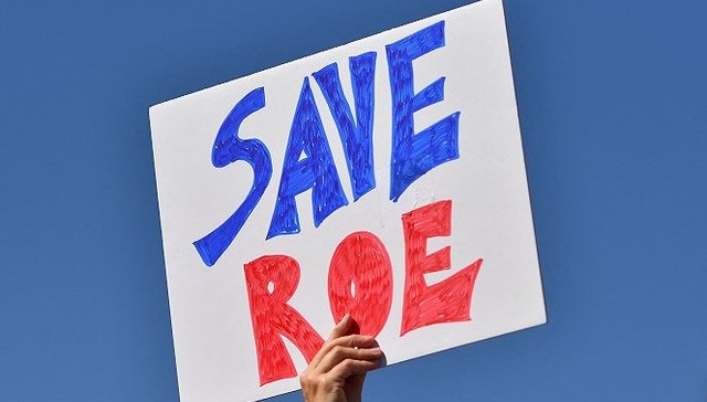 当堕胎权合法化被终结，好莱坞大公司这一次站在了女性员工这边