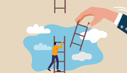 高价买来的跨境电商亏惨了，星徽股份向实控人融资5亿“还债”