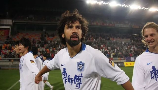 绿茵场转战政坛，前中超外援托马西当选维罗纳市长