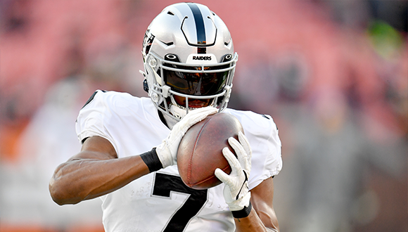 苹果、亚马逊和迪士尼三巨头争夺NFL周日赛版权