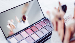 一個(gè)備案生產(chǎn)多個(gè)色號(hào)？行不通了