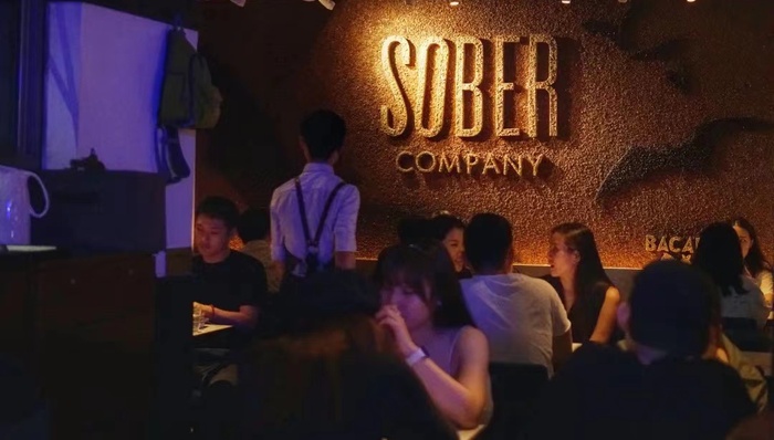 “虽然很遗憾，不要太悲观”，无奈关店的上海餐饮老板们能等来转机吗？