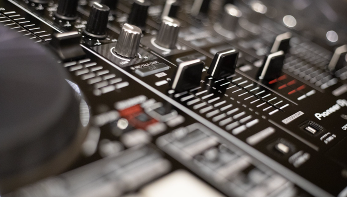 科瑞思冲刺创业板：与客户合开7家子公司，关联方贡献营收近四成