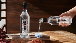 “涨价王”泸州老窖：成于老窖，困于老窖