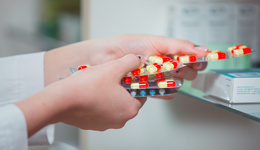 溢價(jià)逾三倍，健之佳20.74億拿下唐人醫(yī)藥，高商譽(yù)怎么辦？