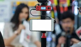 快手里的“情緒生意”