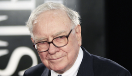 继续加码，巴菲特狂买西方石油，持股比例已升至17.4%