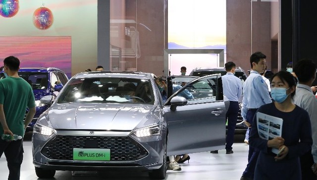 BYD becomes EV global sales leader in H1