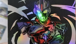 卖奥特曼卡片年入十亿：赚钱这事，你还得相信光的力量