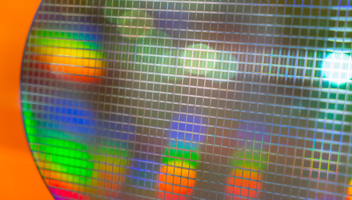 财说 | 百亿第三代半导体项目进展缓慢，露笑科技股价接近腰斩