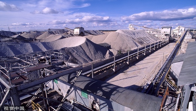 业绩早知道 | 西藏矿业、紫金矿业表现亮眼，天富能源单季净利下滑超九倍