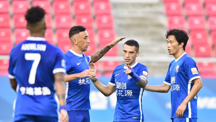 升班马成为中超主角，中国足球终于开始自救行动