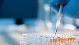 临床试验锁定中重症及密接群体，前沿生物在研新冠药还能分到一杯羹吗？