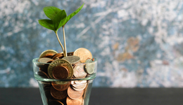 人保集團上半年保費正向增長，保險行業(yè)迎來“暖春”