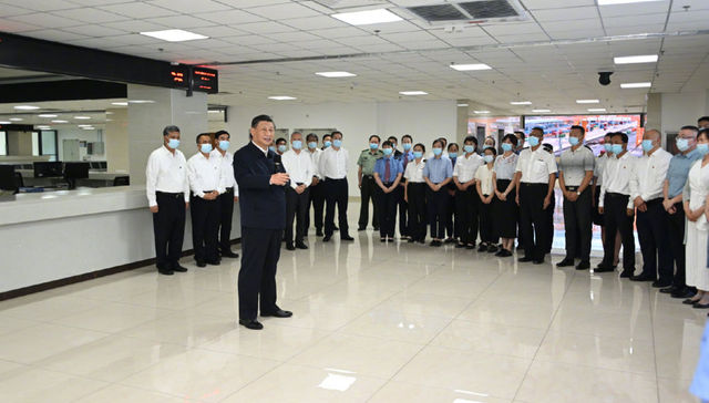 习近平：共建“一带一路”，新疆不再是边远地带，而是一个枢纽地带