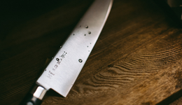 “菜刀不能拍蒜”？张小泉“出事”了