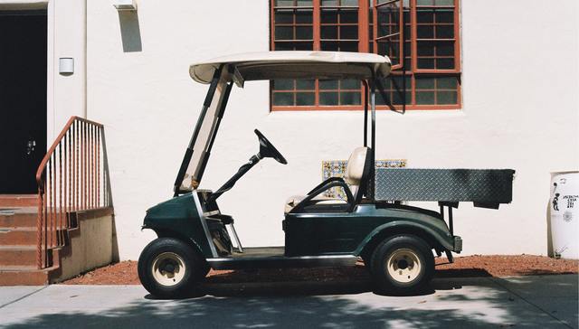 场地电车“代工厂”绿通科技IPO，出口成本大涨，毛利逐年降低