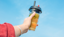 “悶聲發(fā)財(cái)”的新茶飲供應(yīng)商，扎堆IPO背后的遠(yuǎn)慮與近憂