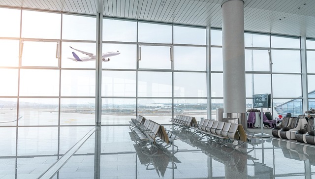 去年逆势盈利的三家民营航司，2022上半年亏损额创历史新高