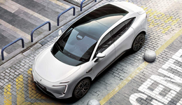 百年长安，身上压了三座大山