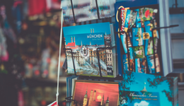 帶著2億用戶，小紅書試著捅一捅旅游的馬蜂窩