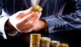 新专辑一天爆卖1.5亿，红了20年的周杰伦到底有多吸金？