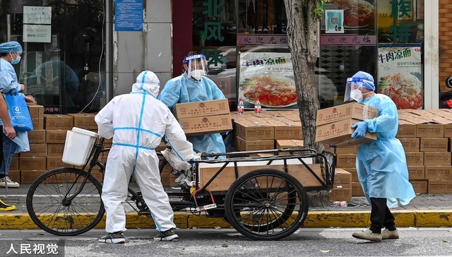 炎炎夏日里，防护服和口罩该怎么穿戴？