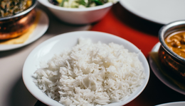 老娘舅与乡村基、老乡鸡有何不同？