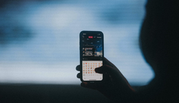 羅敏的瘋狂直播間：直播間投上億，股市賺回十幾億？