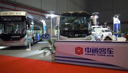 第二大股東高位減持，中通客車今日跌停成交額近60億元