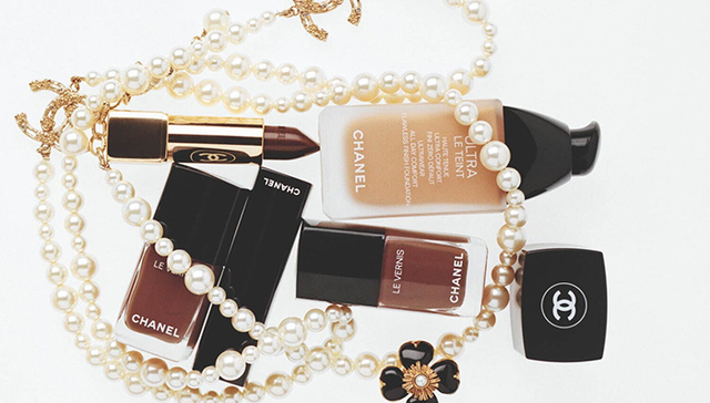 香奈儿裸色口红正流行，路易威登“LV钻石”华丽添彩 ｜ 是日美好事物