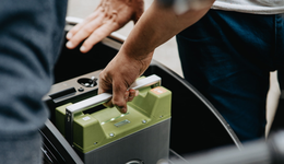 动力电池技术暗战升级