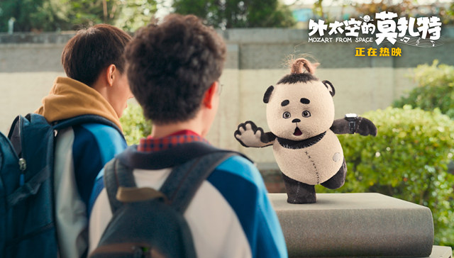 万达光线折戟暑期档，七月影市偏爱港风和文艺