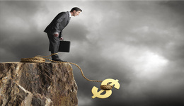 苏州龙杰再现断崖式闪崩，董监高集体抛售，杠杆资金惹祸？