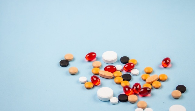 首个国产新冠口服药获批