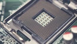 在汽车芯片荒中搏杀的中间商们：我们等得起