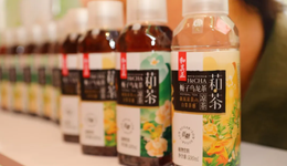 和其正，消失在无糖气泡水里