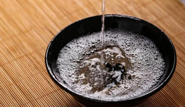 净利增速垫底，水井坊靠砸钱的高端化何时才能突围？